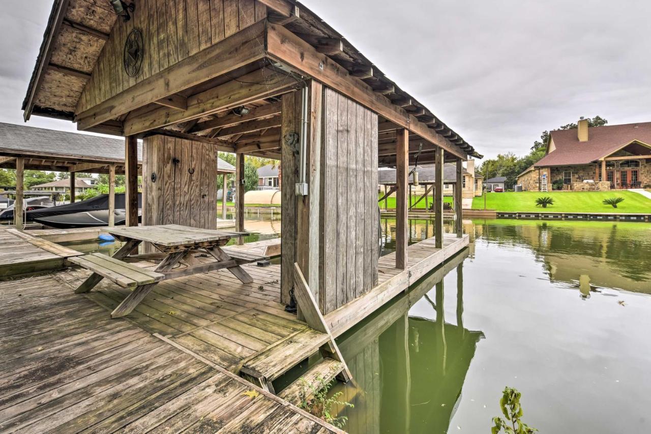 Quiet Lake Conroe Townhome With 2 Boat Slips! Willis Екстериор снимка