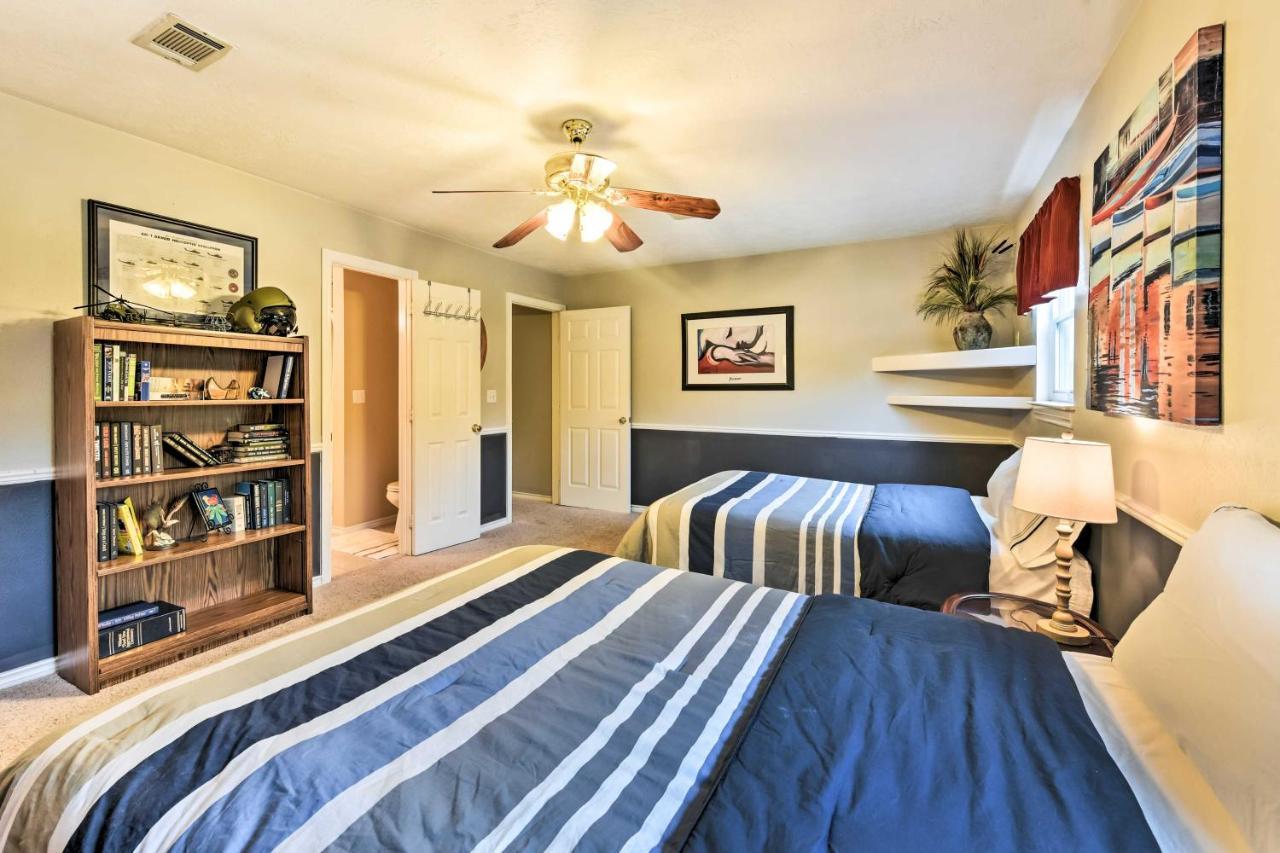 Quiet Lake Conroe Townhome With 2 Boat Slips! Willis Екстериор снимка
