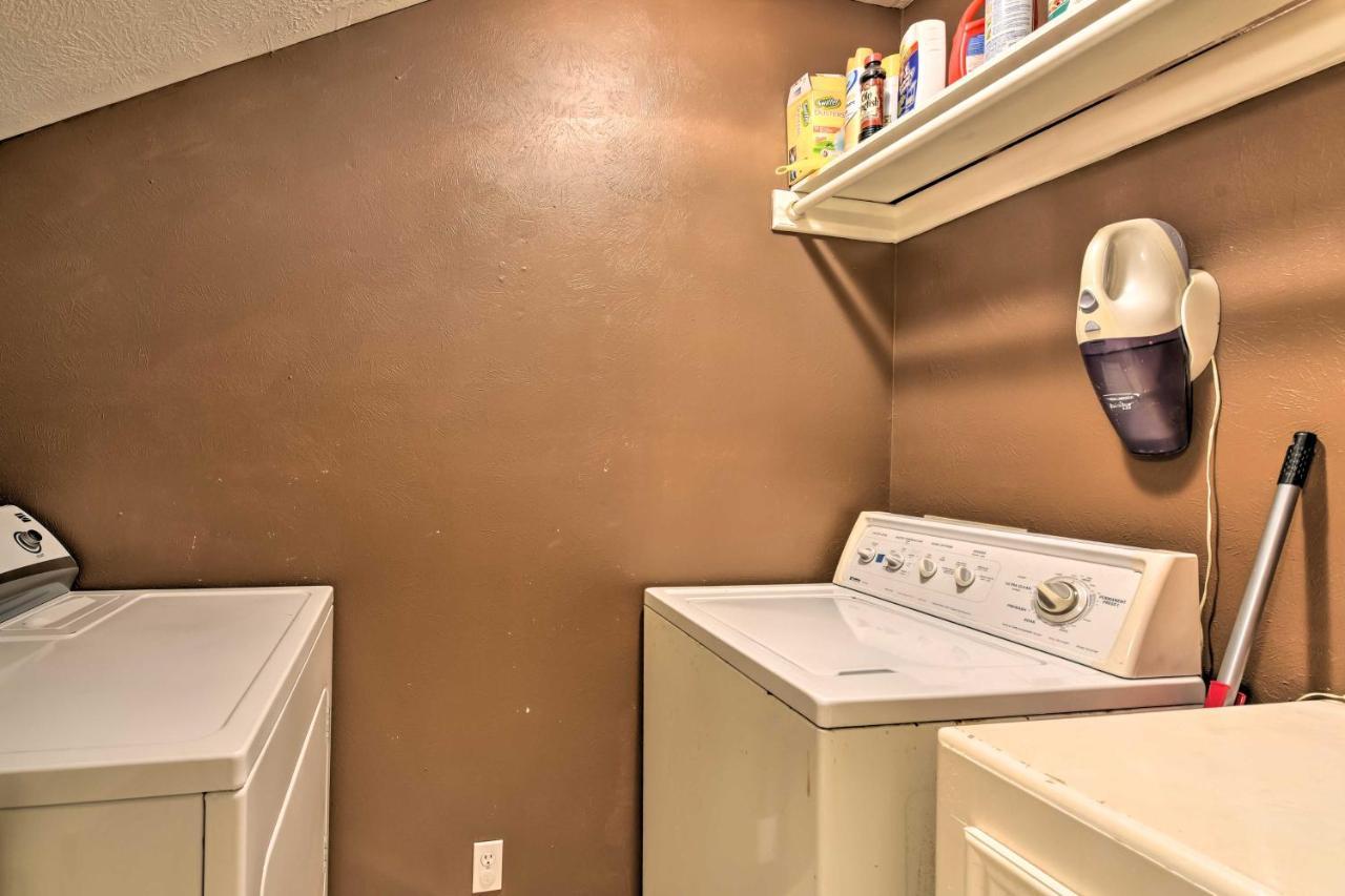 Quiet Lake Conroe Townhome With 2 Boat Slips! Willis Екстериор снимка